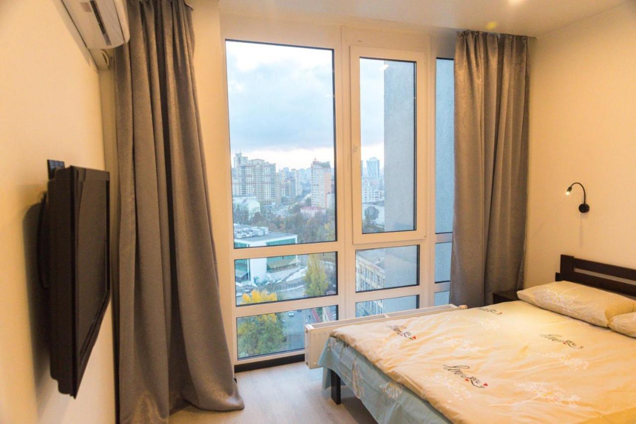 Панорамные Апартаменты В Новом Доме Kyiv Exterior photo