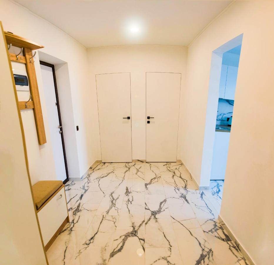 Панорамные Апартаменты В Новом Доме Kyiv Exterior photo